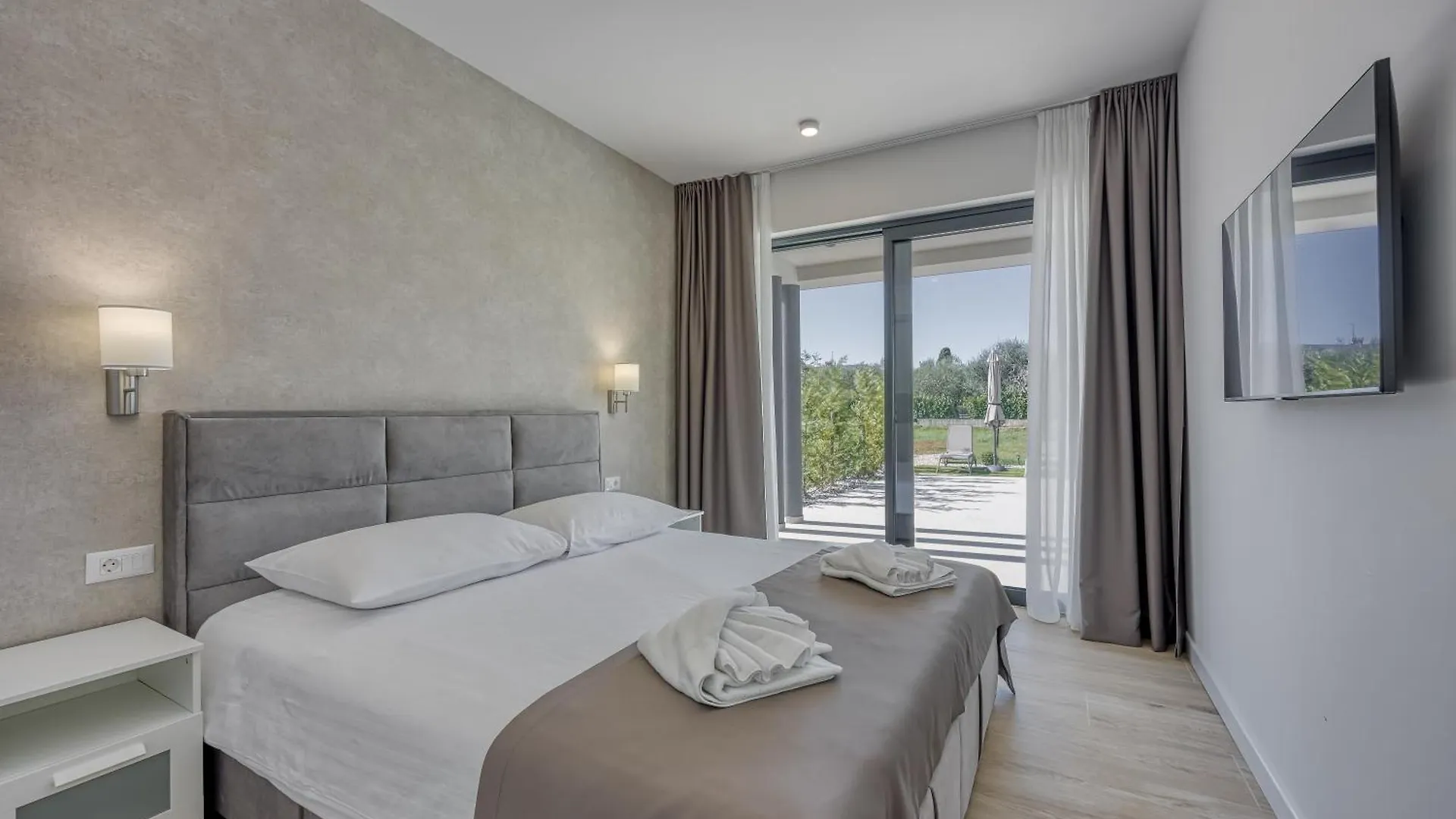 Villa Ivy Porec 0*,  Croatia